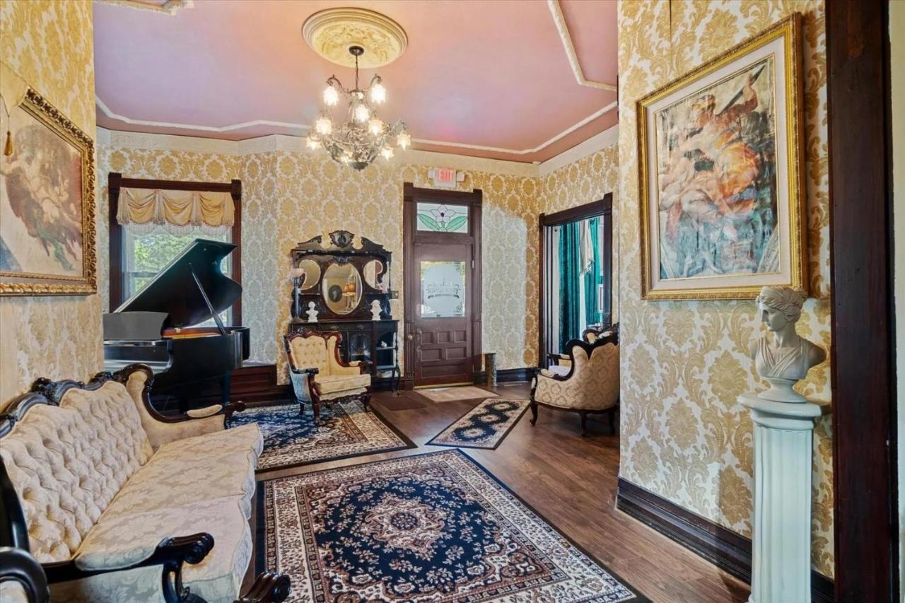 Four Winds Victorian Venue & Suites Bonham المظهر الخارجي الصورة